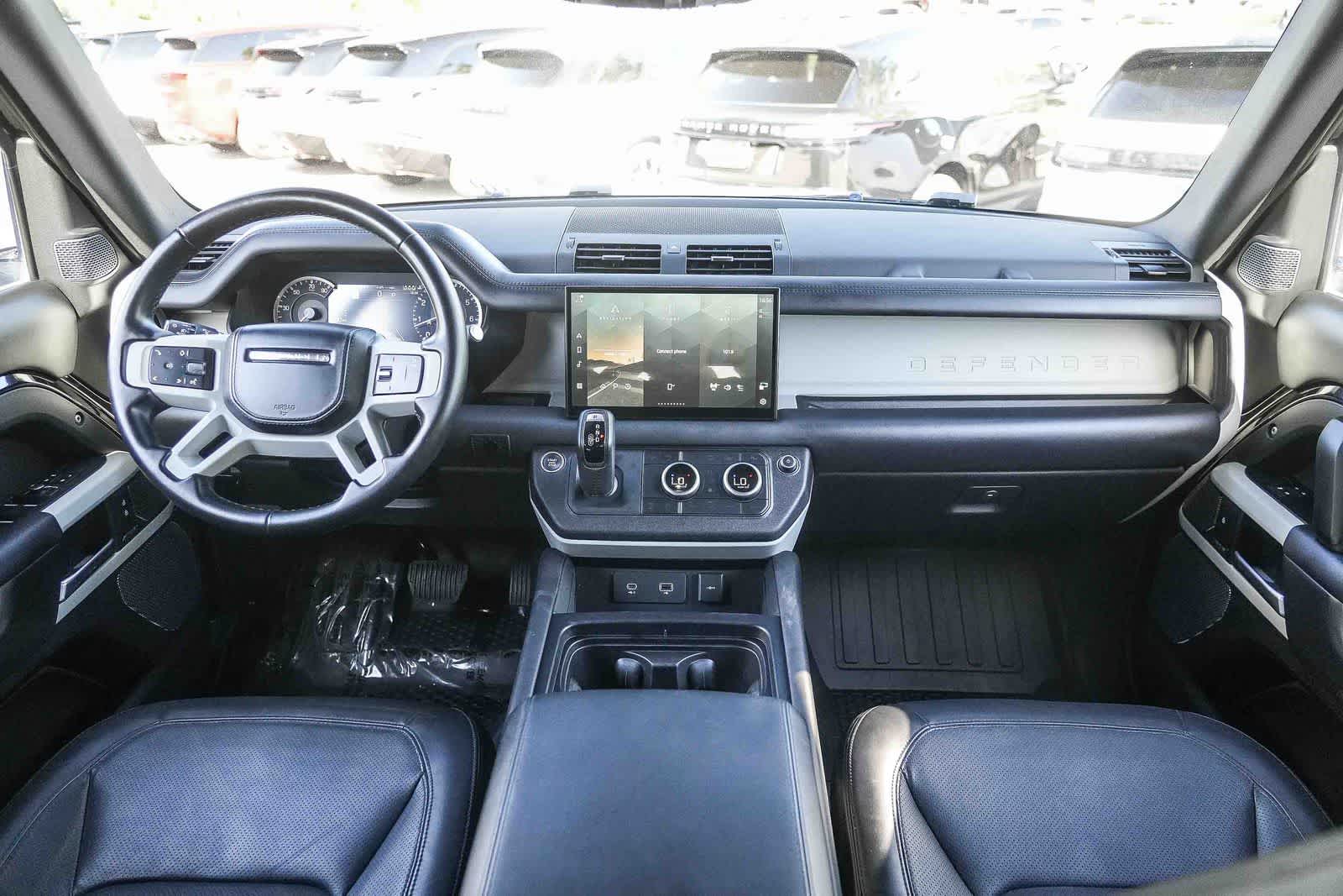 Thumbnail: 2023 Land Rover Defender - 12