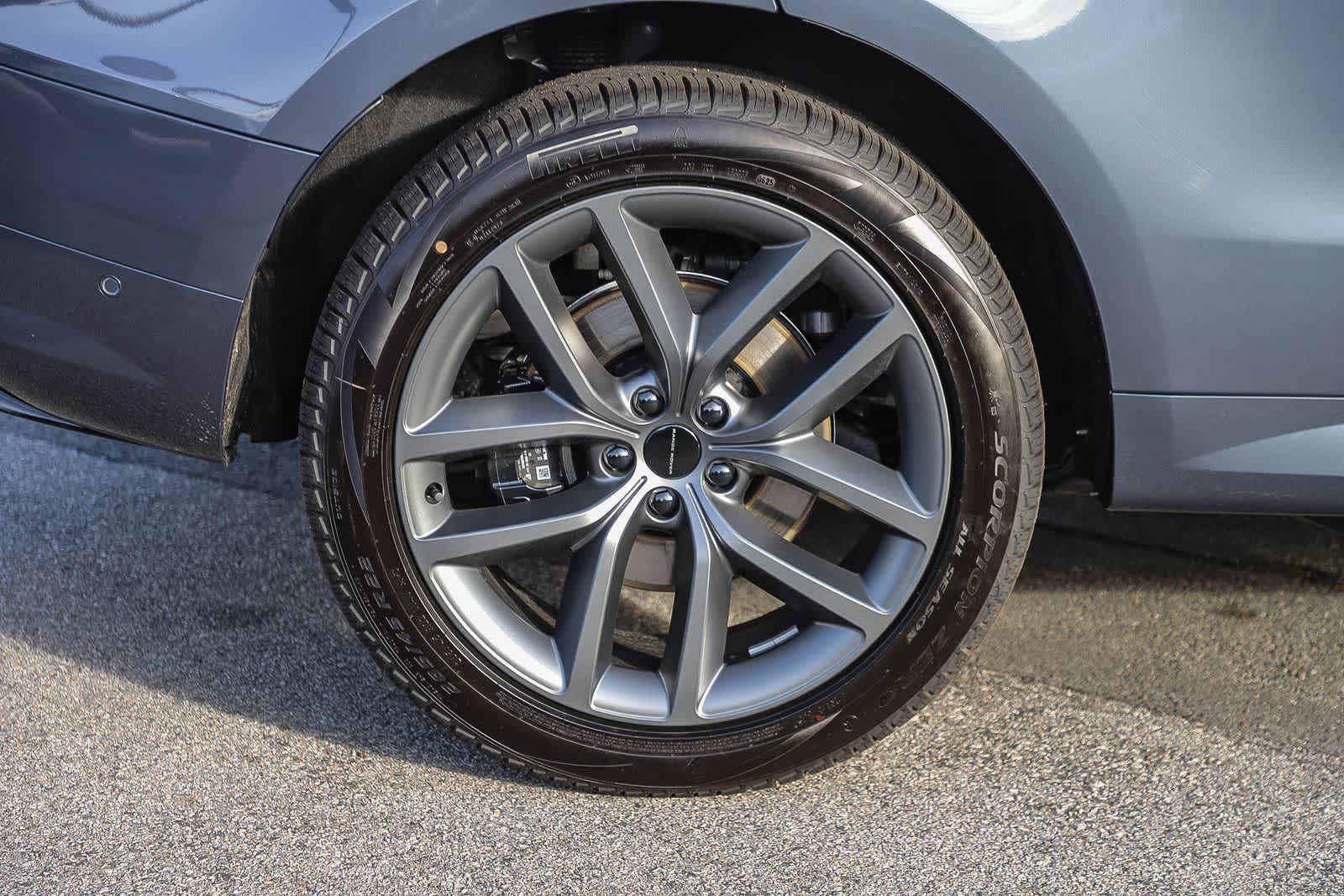 Thumbnail: 2026 Land Rover Range Rover Sport - 11