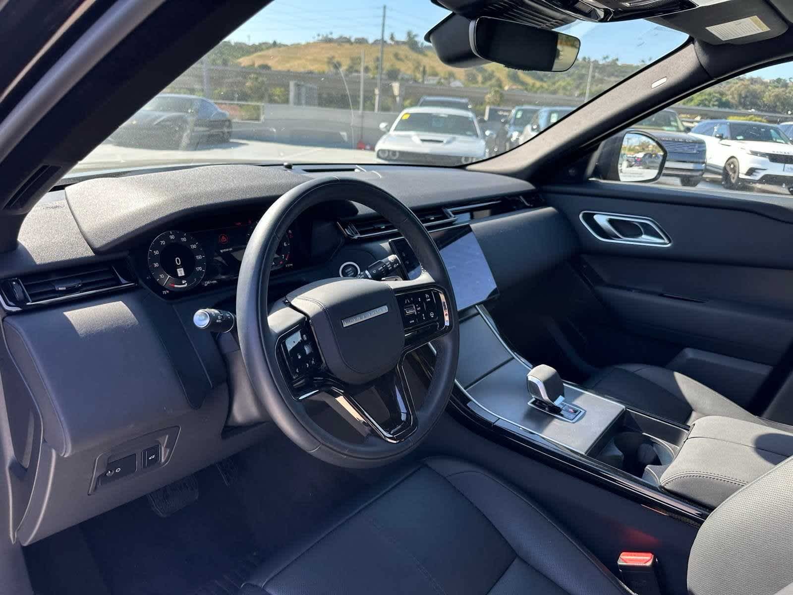 Thumbnail: 2026 Land Rover Range Rover Velar - 8