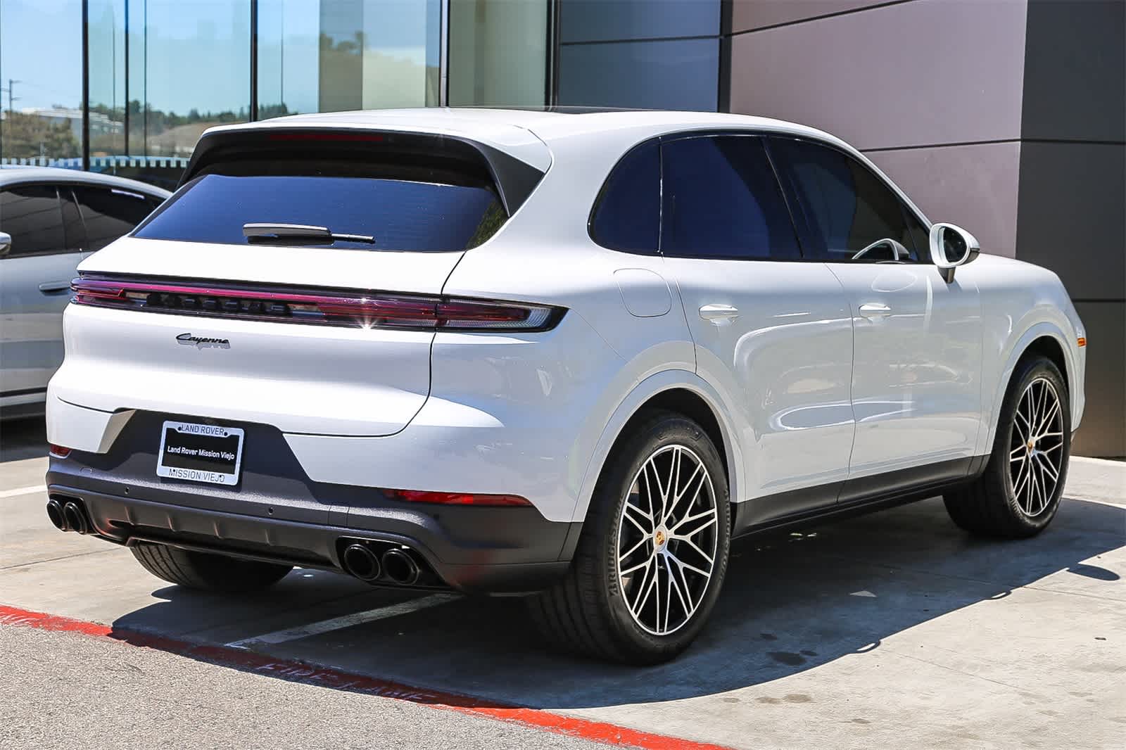 Thumbnail: 2024 Porsche Cayenne - 8