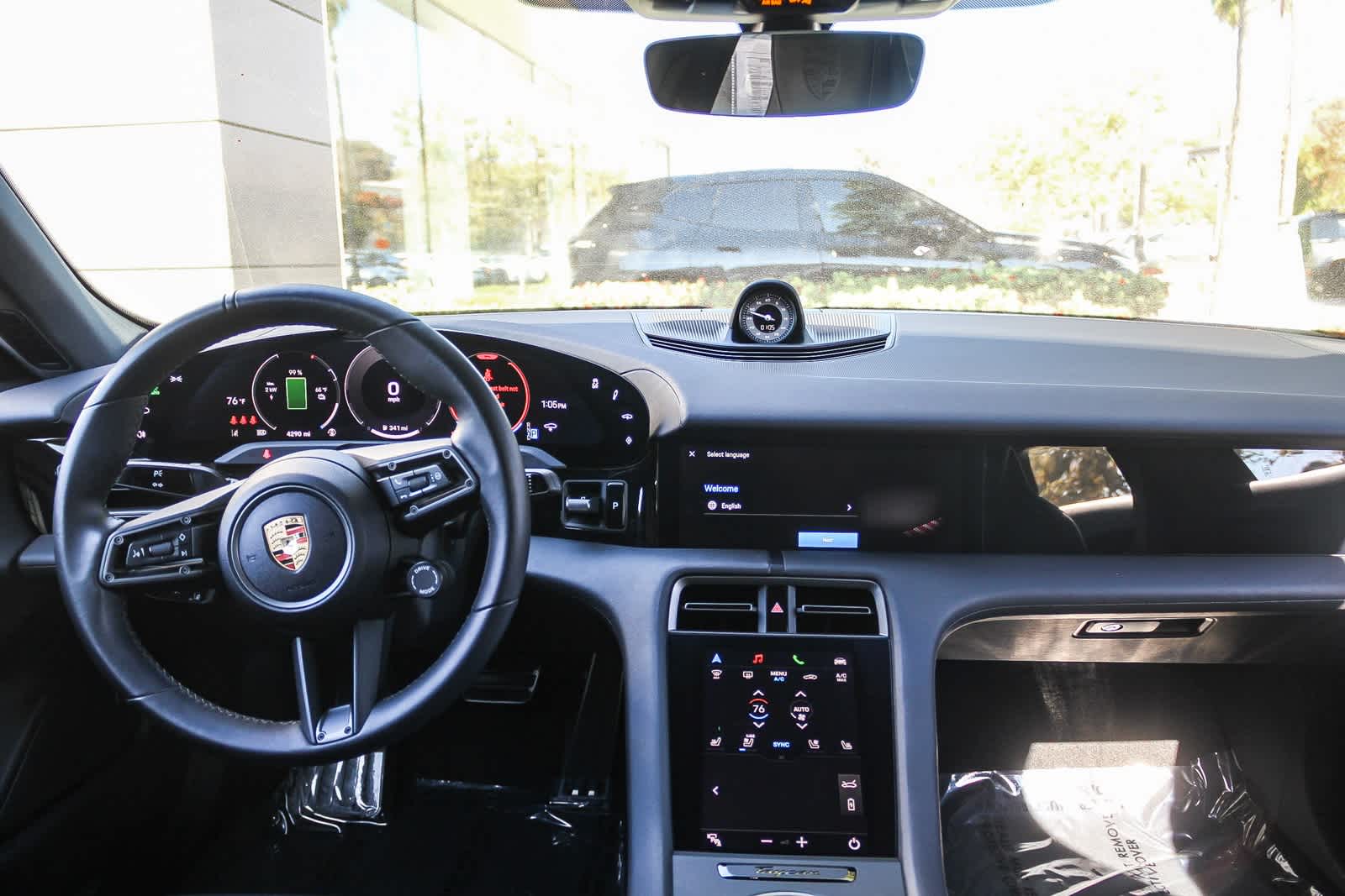 Thumbnail: 2025 Porsche Taycan - 12