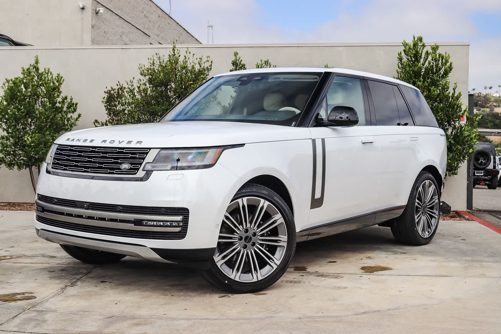 Thumbnail: 2026 Land Rover Range Rover - 1