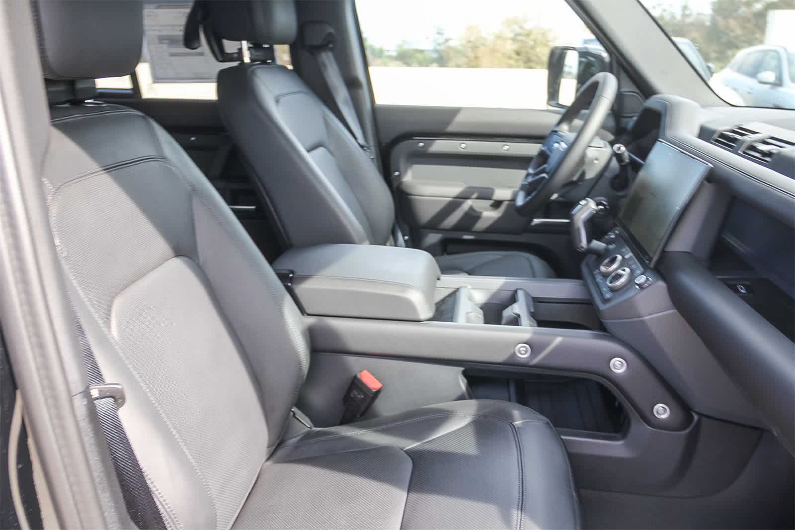 Thumbnail: 2026 Land Rover Defender - 23