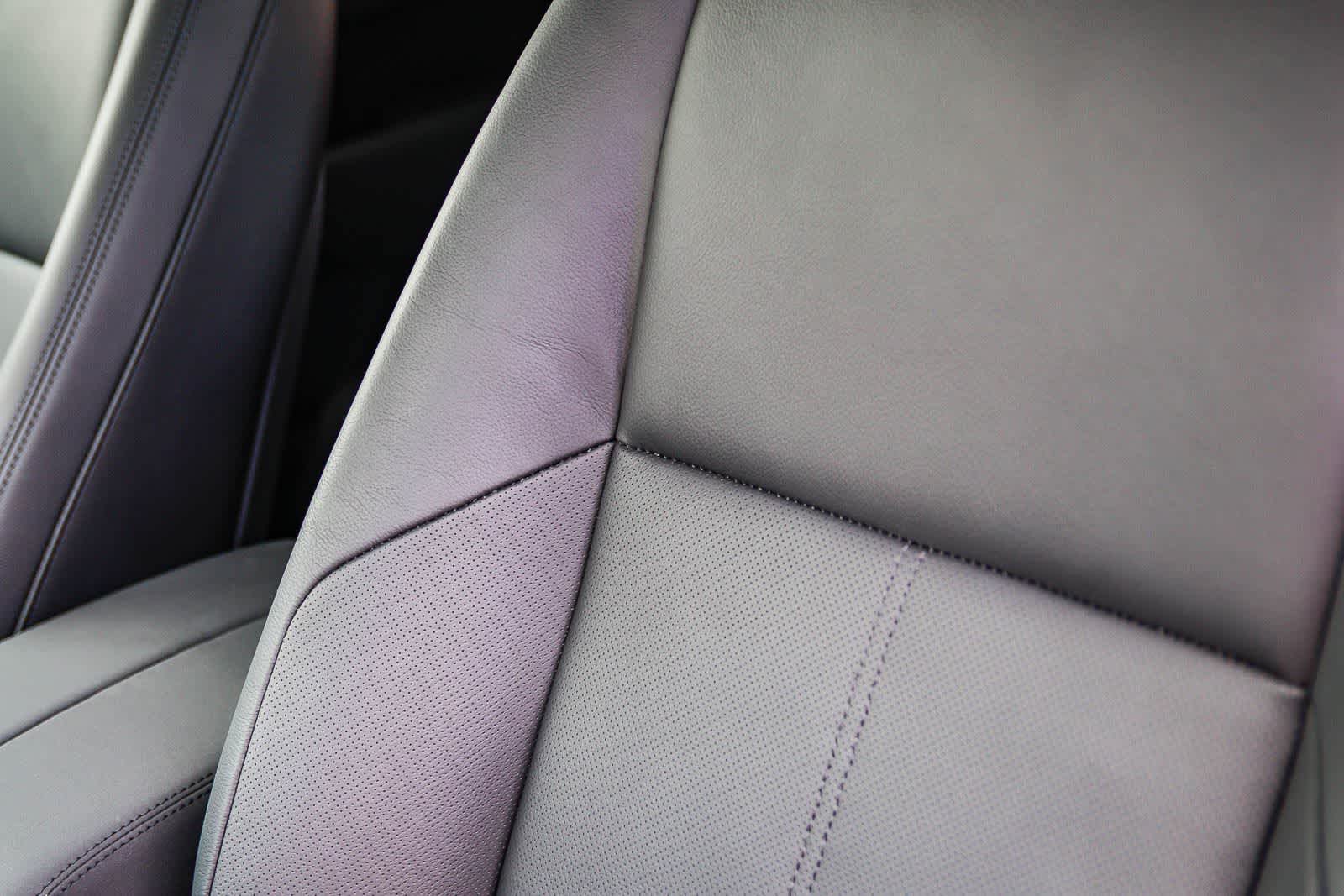 Thumbnail: 2026 Land Rover Range Rover Velar - 23