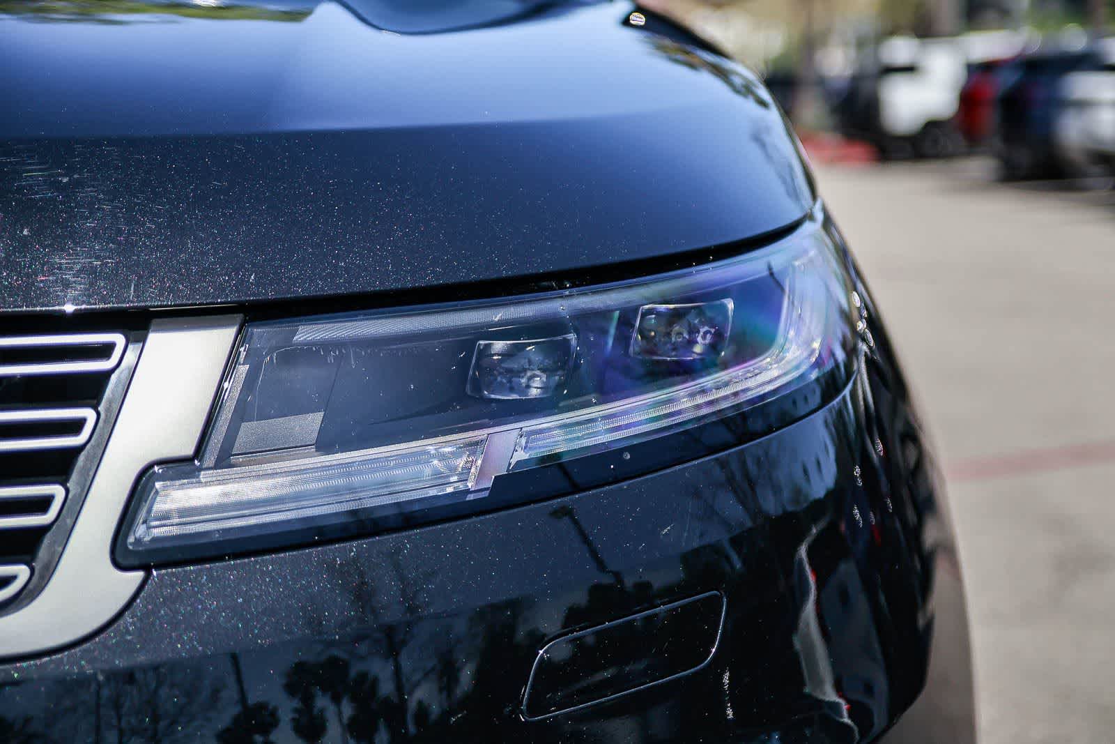 Thumbnail: 2025 Land Rover Range Rover Sport - 10