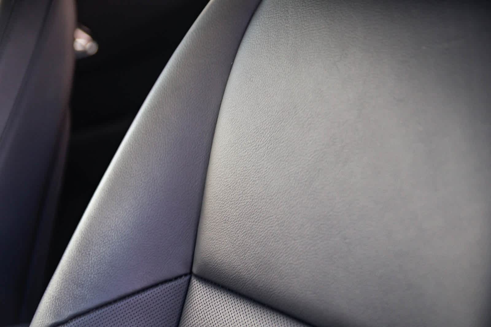 Thumbnail: 2025 Land Rover Range Rover Velar - 27