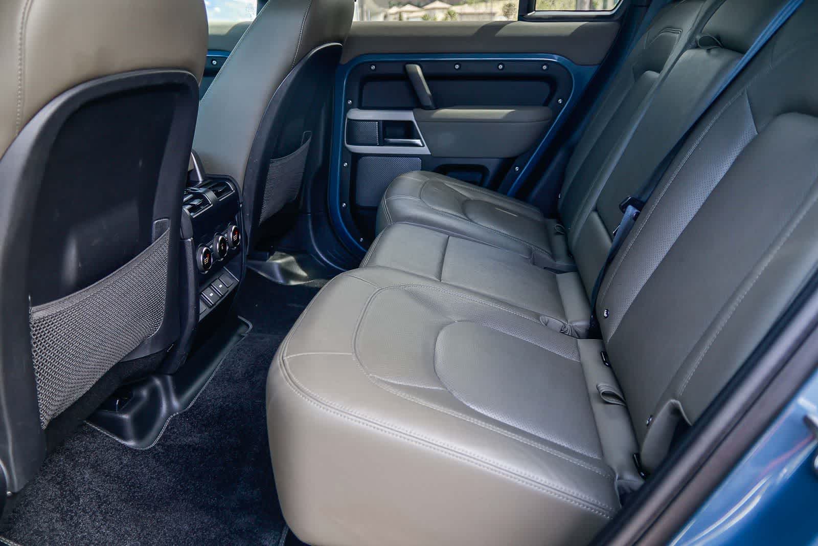 Thumbnail: 2023 Land Rover Defender - 18