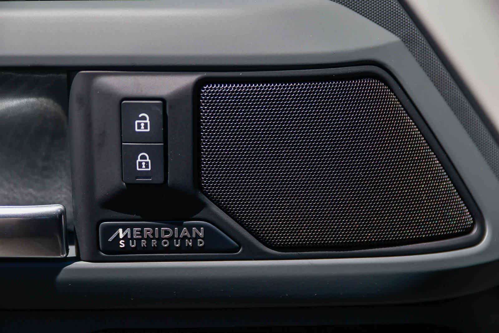 Thumbnail: 2026 Land Rover Defender - 23