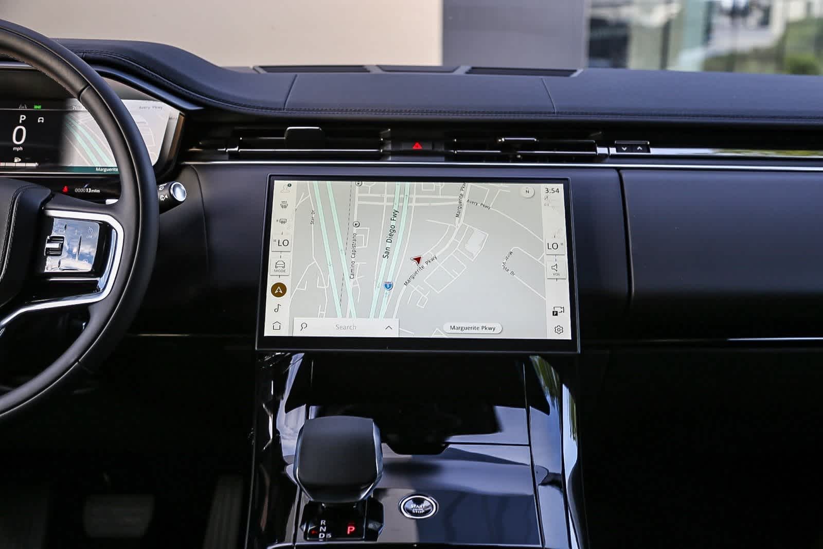 Thumbnail: 2025 Land Rover Range Rover Sport - 12