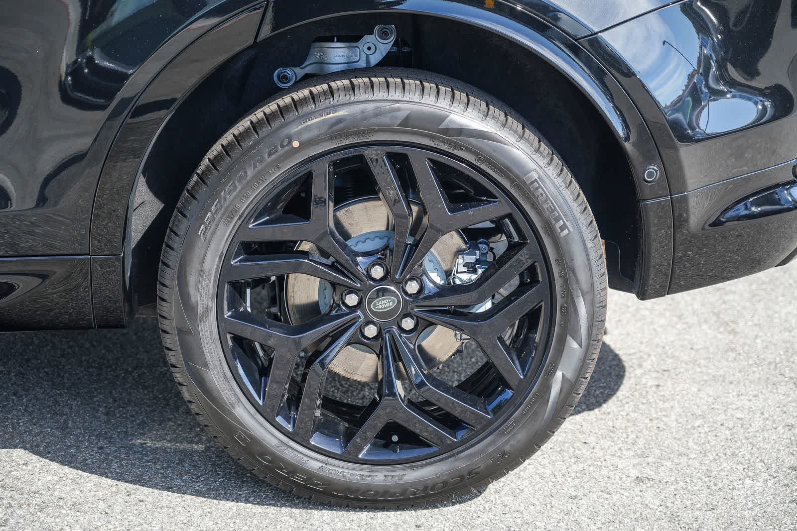 Thumbnail: 2026 Land Rover Discovery Sport - 10