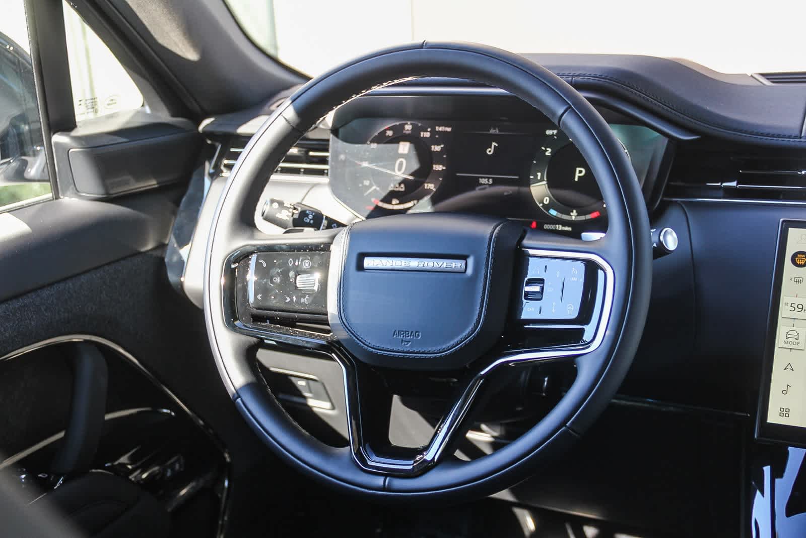 Thumbnail: 2025 Land Rover Range Rover Sport - 14