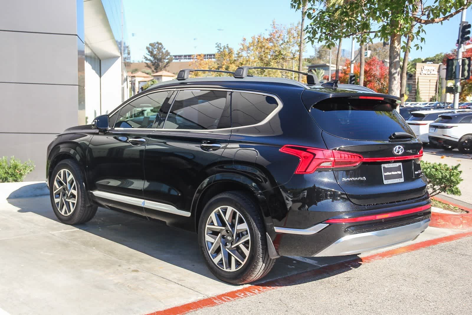 Thumbnail: 2023 Hyundai Santa Fe - 4