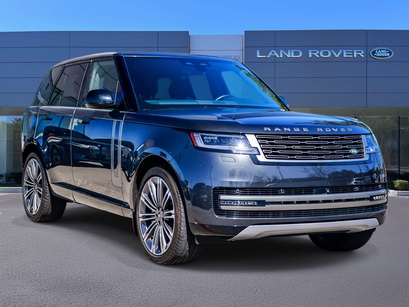 Thumbnail: 2024 Land Rover Range Rover - 3