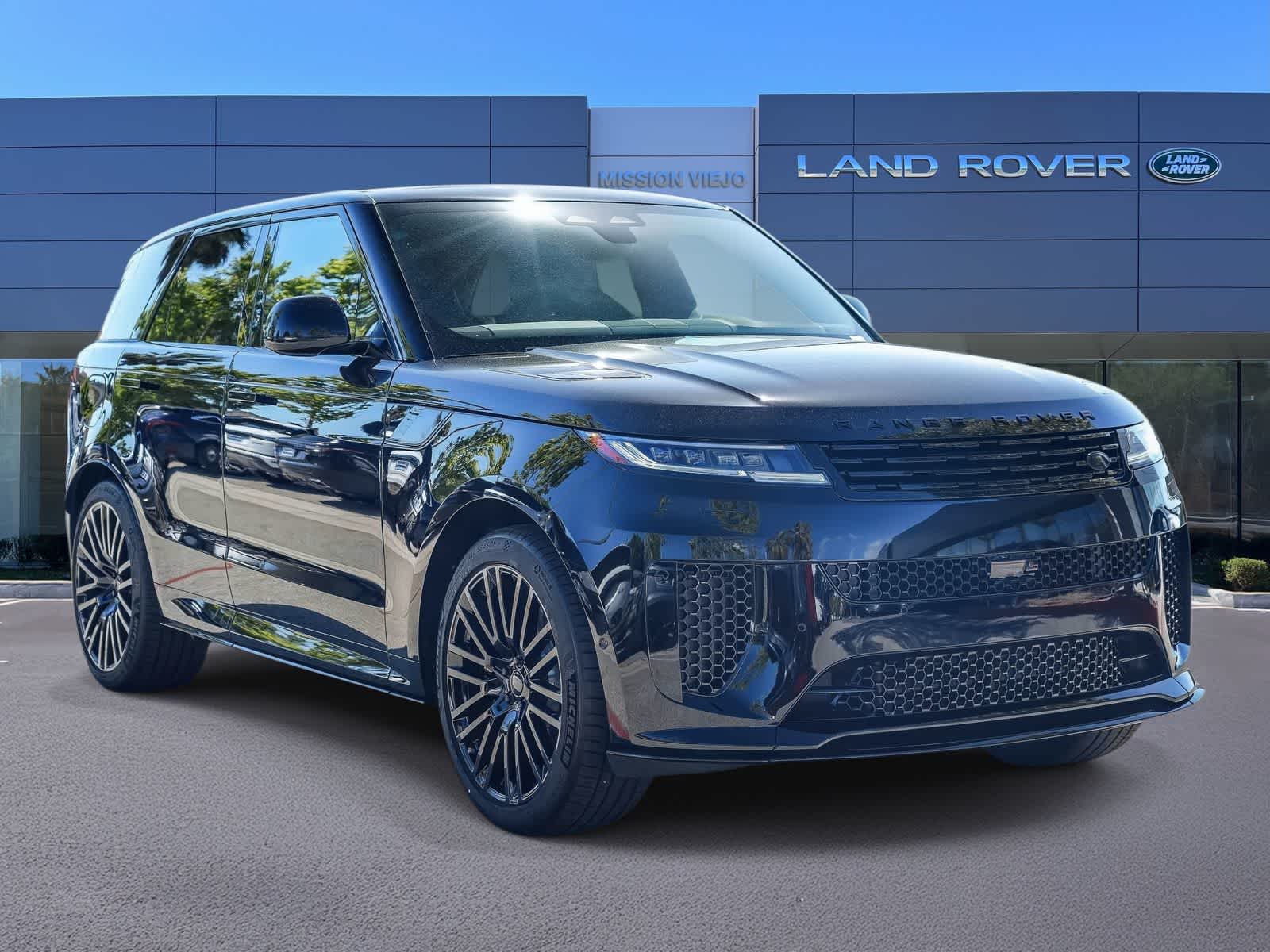 Thumbnail: 2026 Land Rover Range Rover Sport - 3
