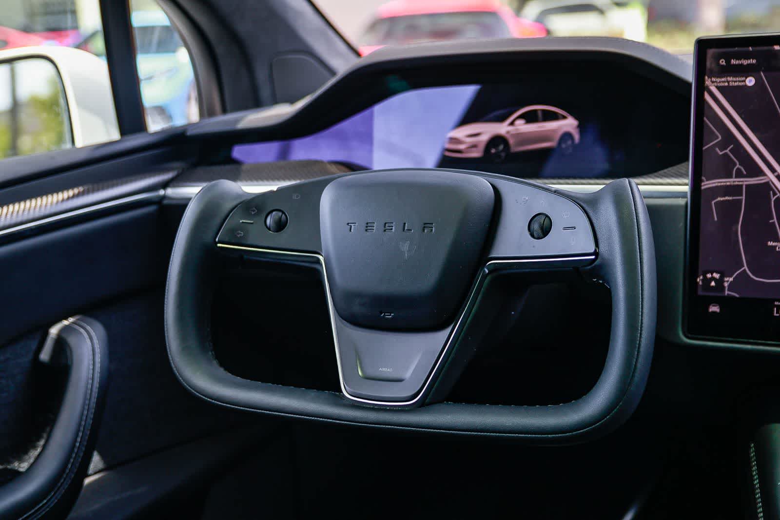 Thumbnail: 2022 Tesla Model X - 15