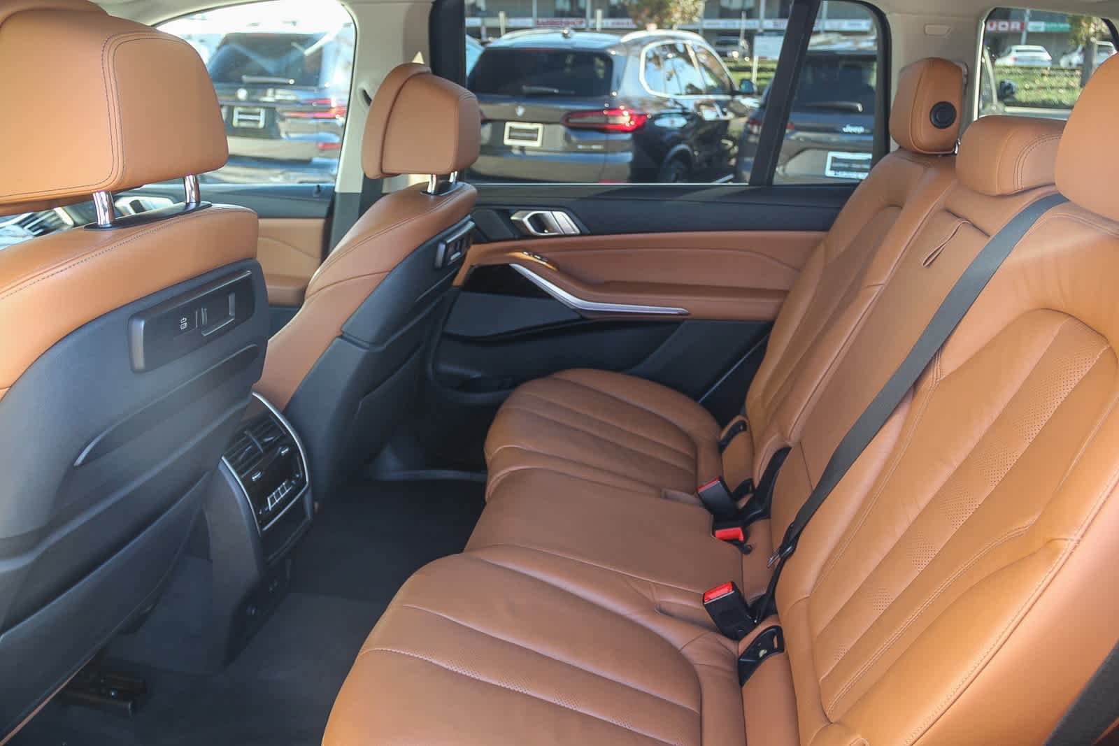 Thumbnail: 2019 BMW X7 - 17