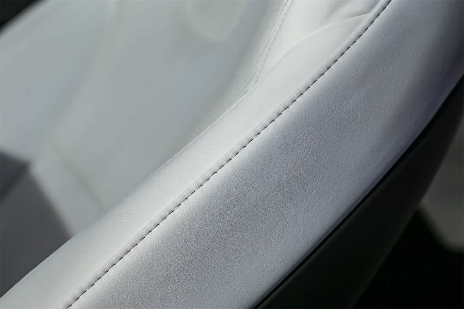 Thumbnail: 2022 Tesla Model X - 22