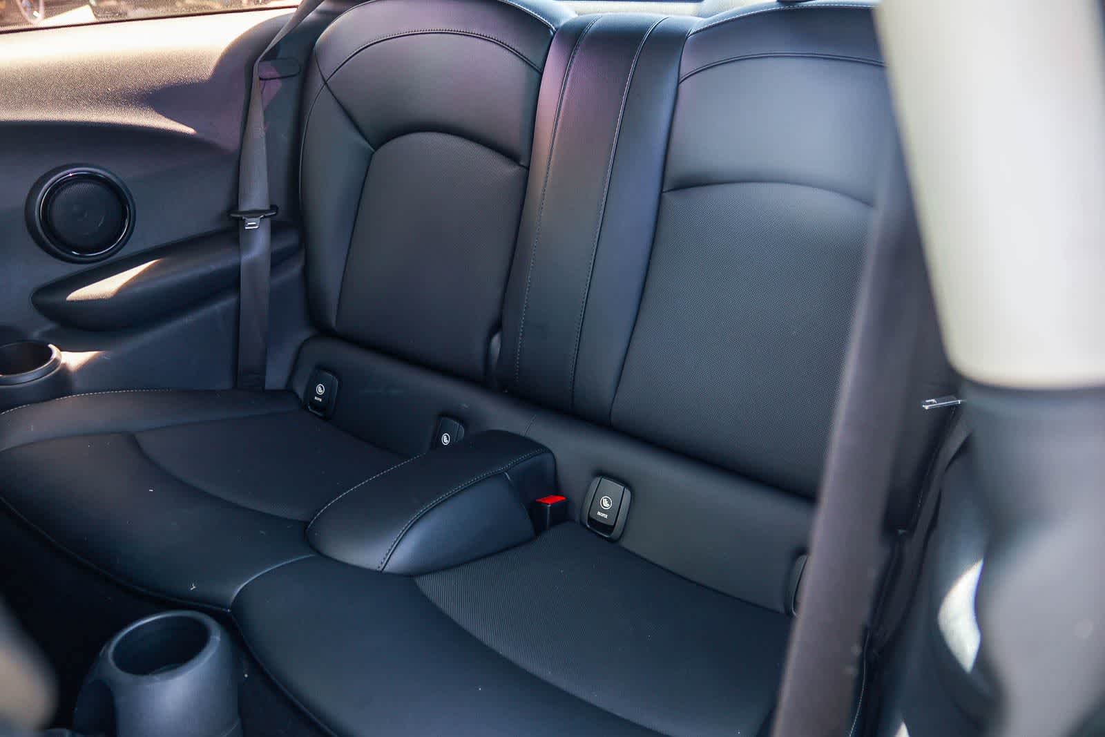 Thumbnail: 2014 MINI Cooper Hardtop - 18