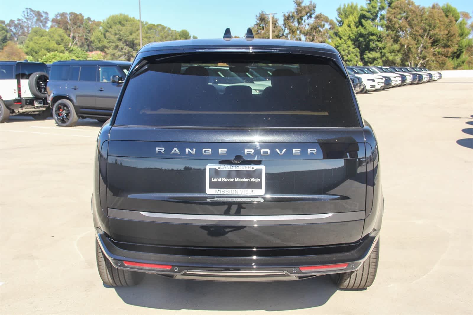 Thumbnail: 2025 Land Rover Range Rover - 5