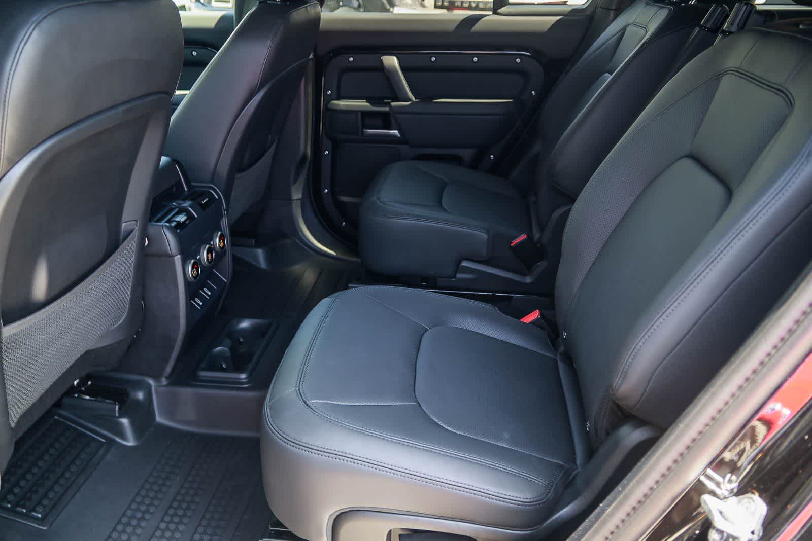 Thumbnail: 2026 Land Rover Defender - 18