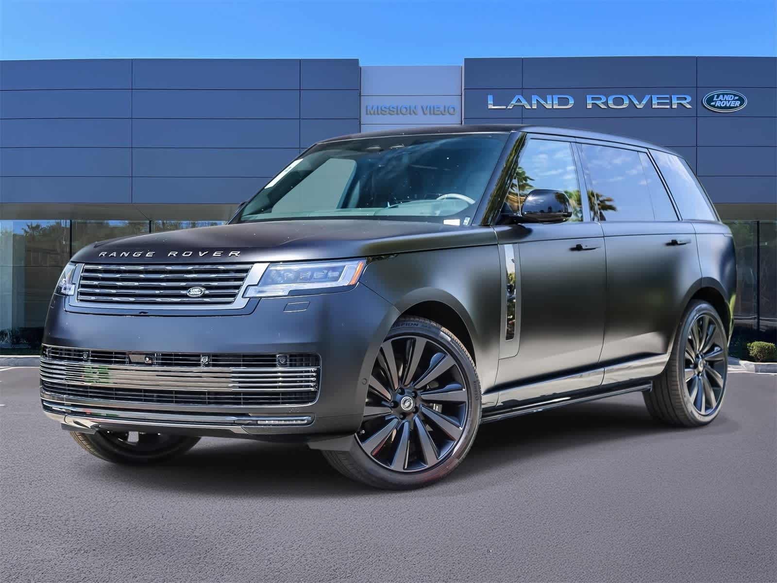 Thumbnail: 2025 Land Rover Range Rover - 1