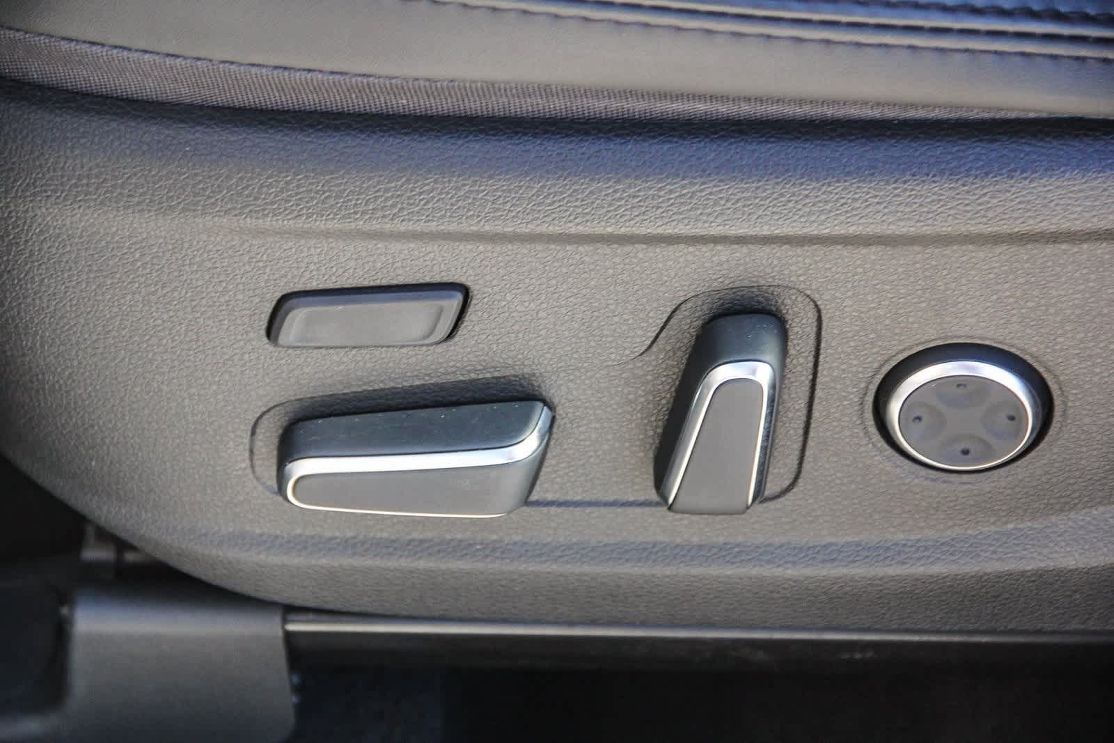 Thumbnail: 2023 Hyundai Santa Fe - 19