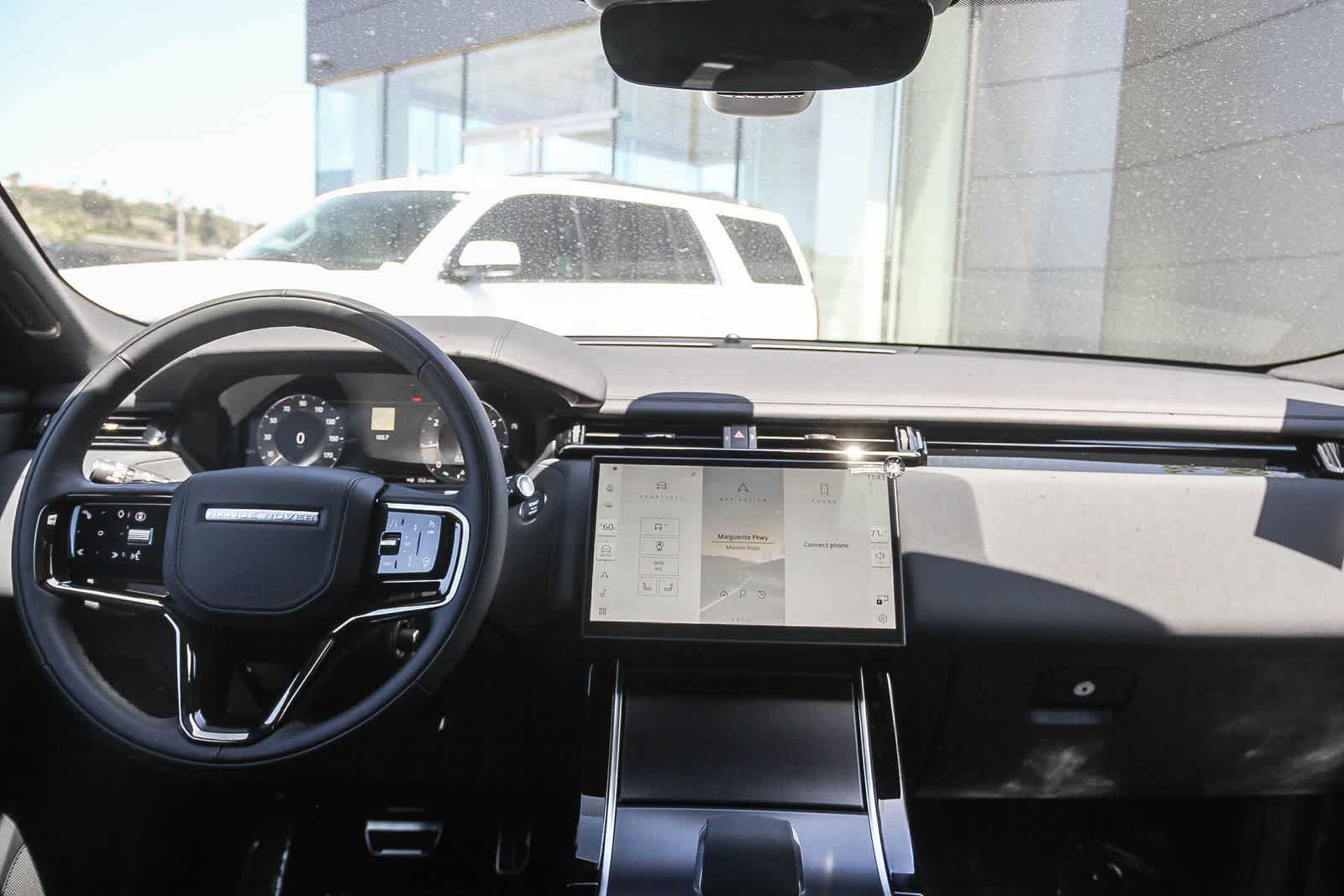 Thumbnail: 2026 Land Rover Range Rover Velar - 11