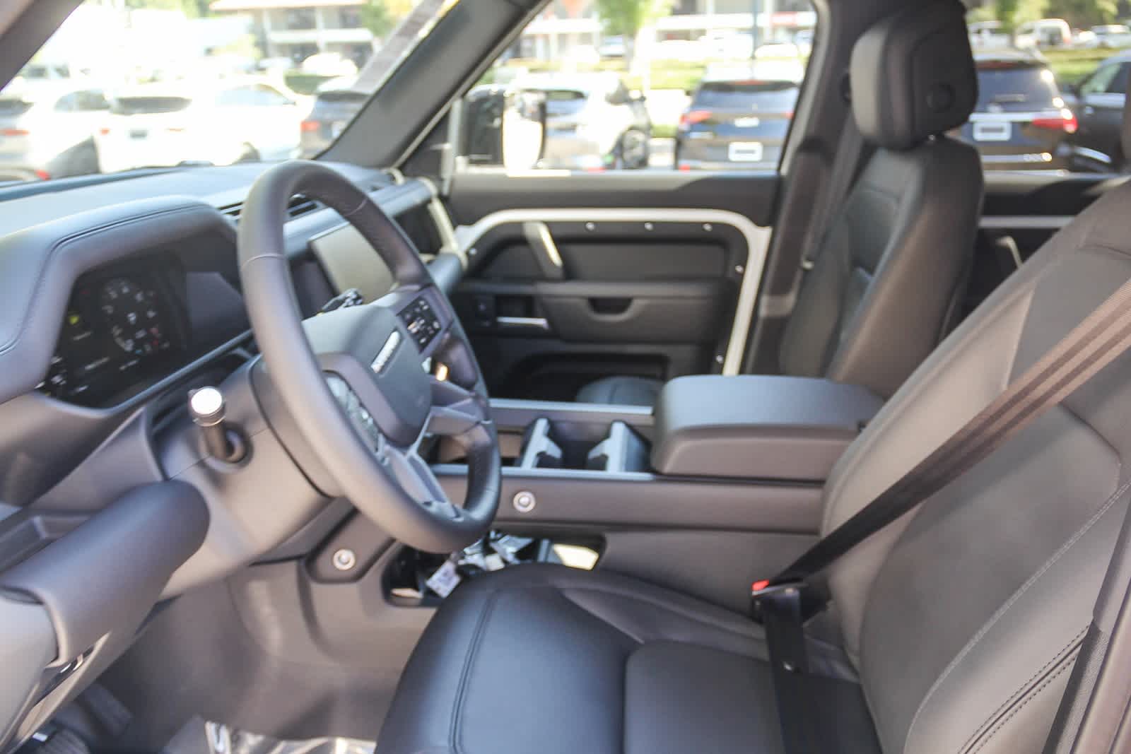 Thumbnail: 2026 Land Rover Defender - 21