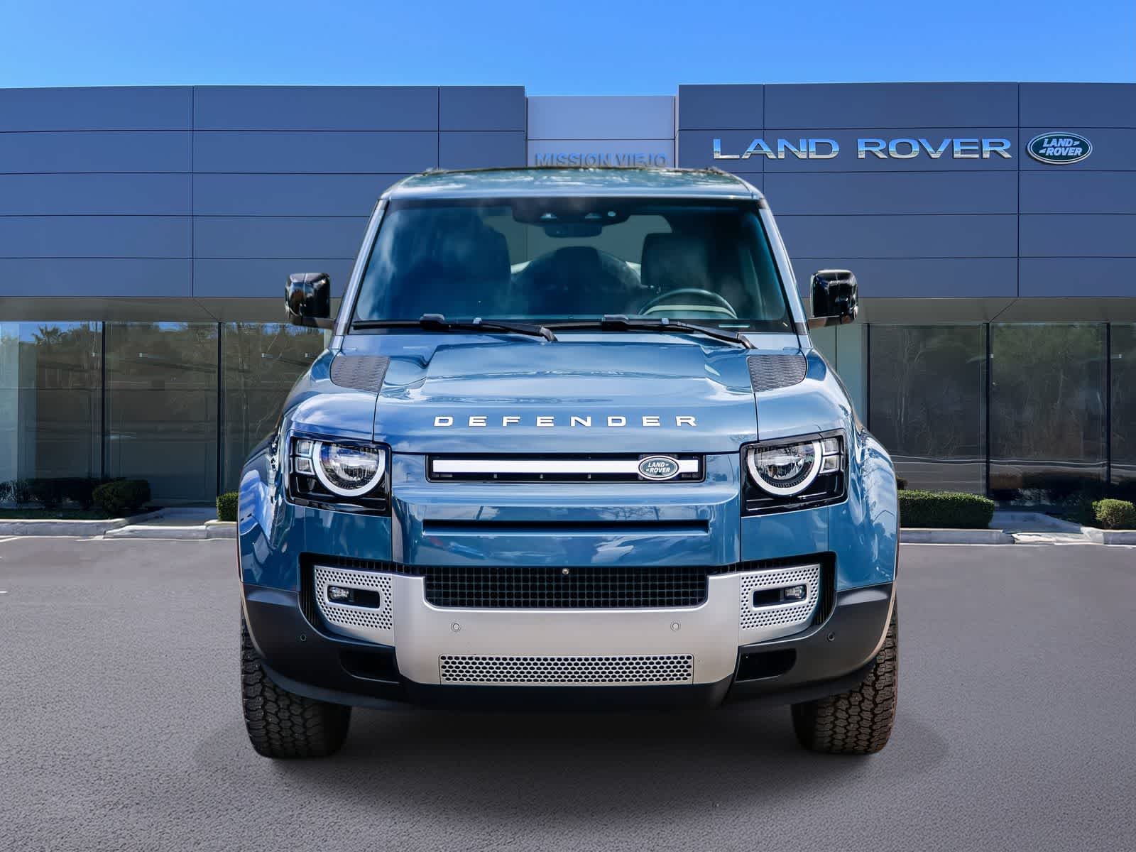 Thumbnail: 2023 Land Rover Defender - 2
