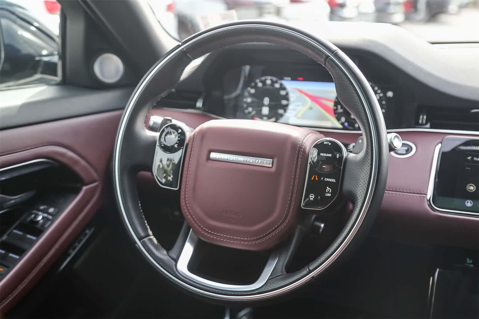 Thumbnail: 2020 Land Rover Range Rover Evoque - 14