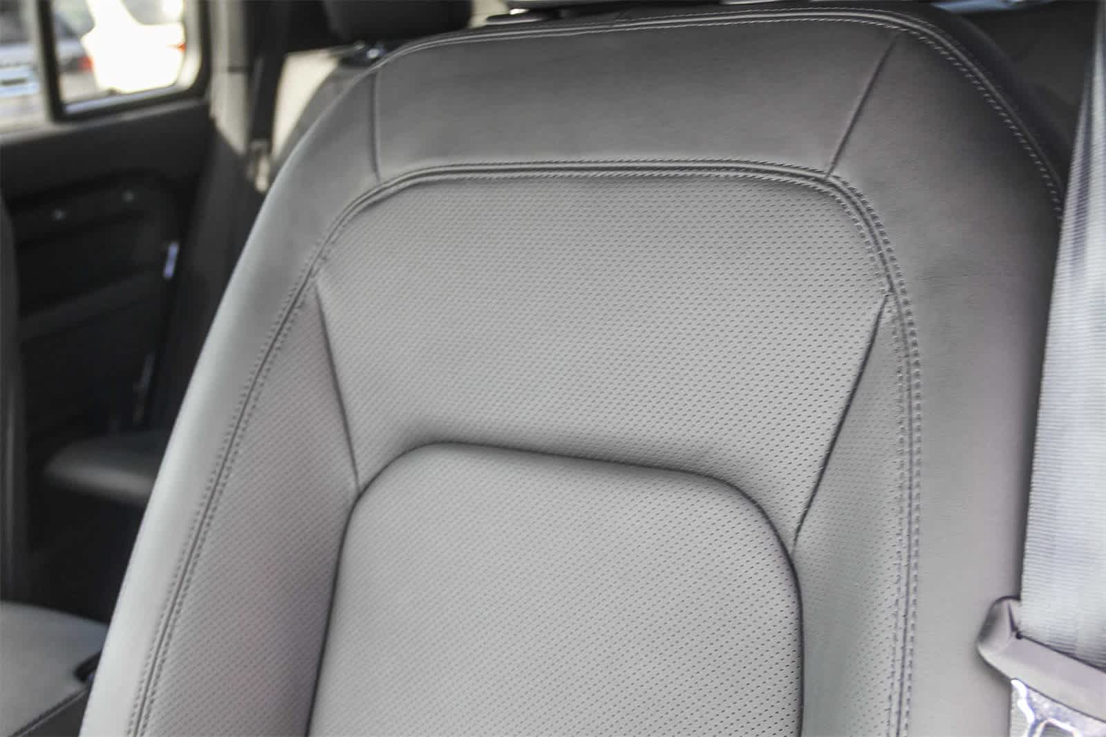 Thumbnail: 2026 Land Rover Defender - 26