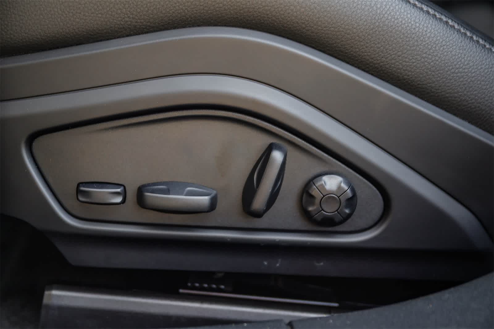 Thumbnail: 2025 Porsche Panamera - 22