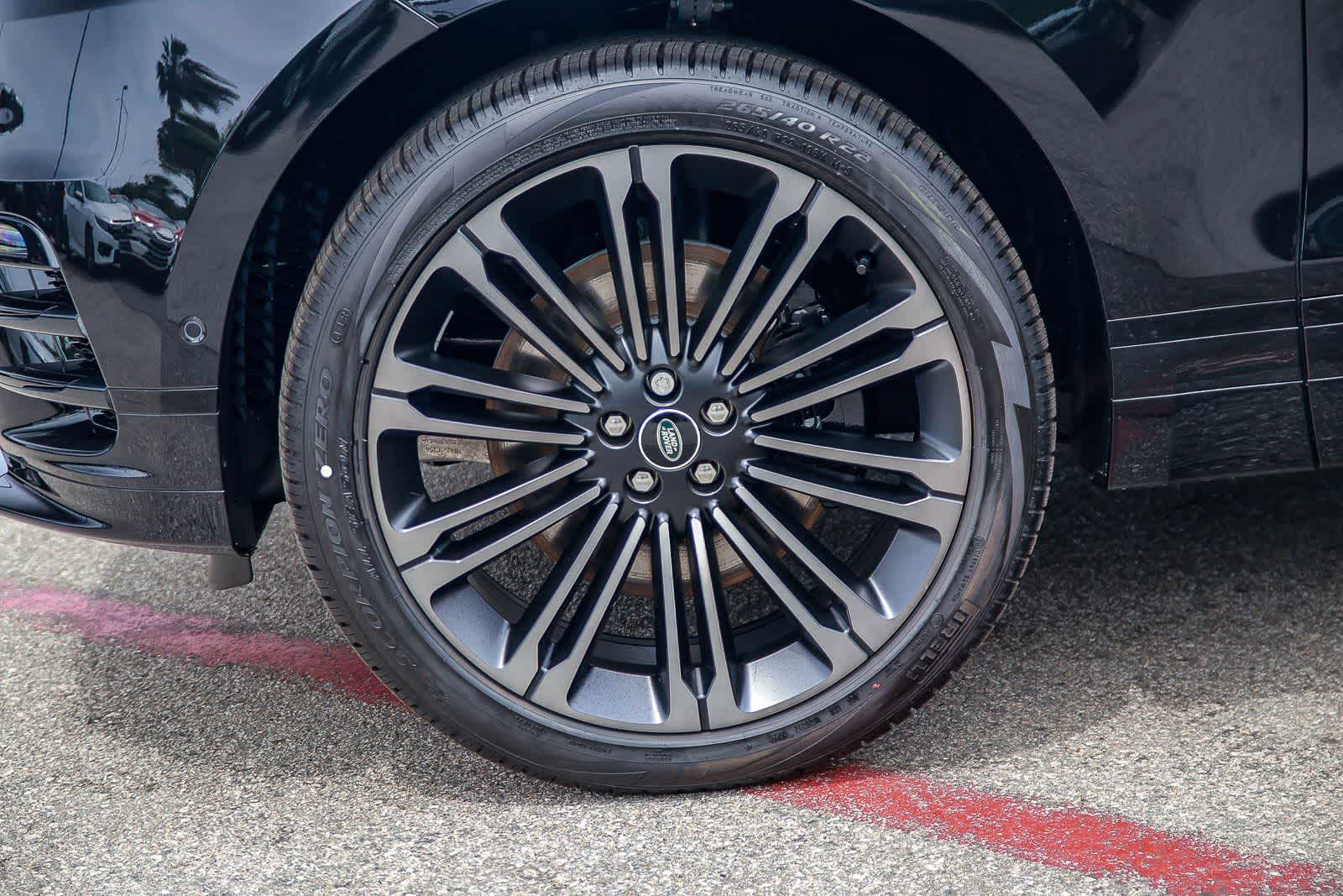 Thumbnail: 2026 Land Rover Range Rover Velar - 9