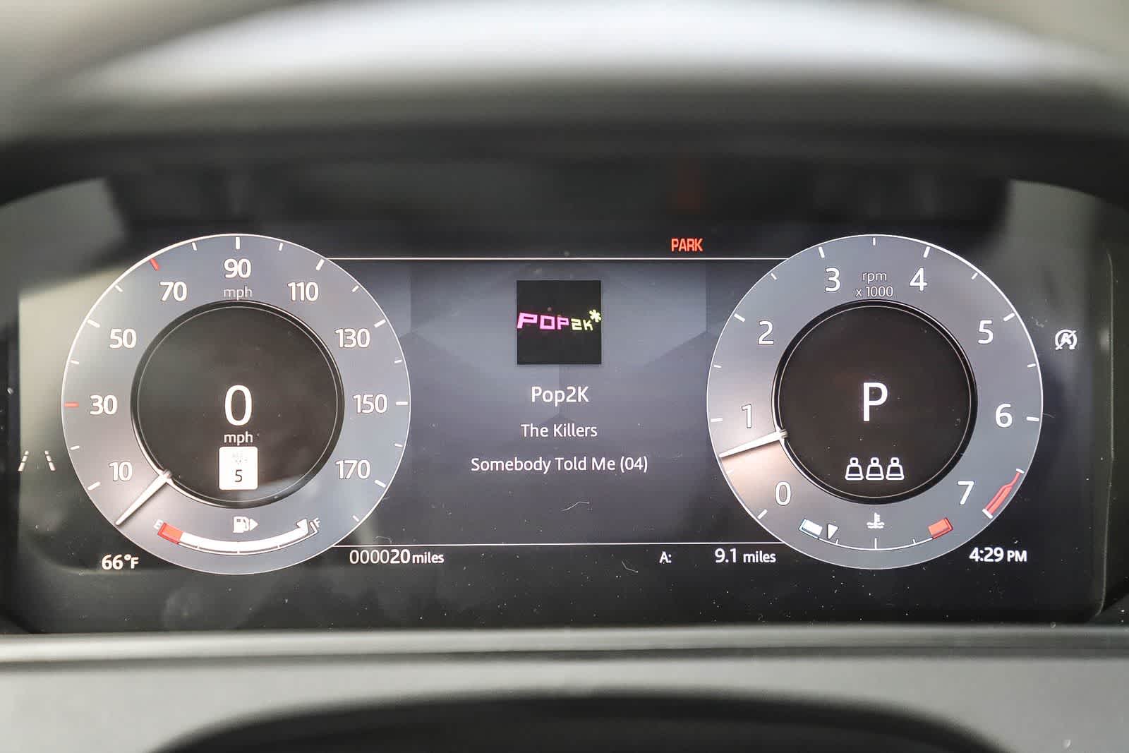 Thumbnail: 2026 Land Rover Range Rover Velar - 21