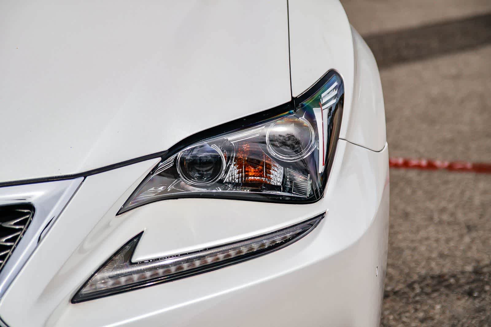 Thumbnail: 2016 Lexus RC - 10