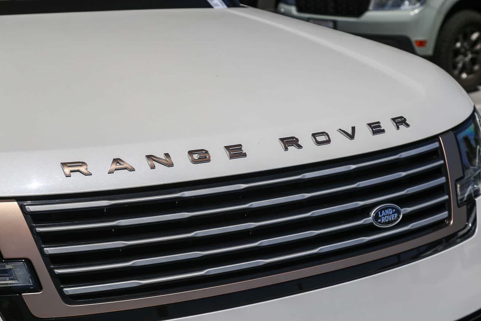 Thumbnail: 2023 Land Rover Range Rover - 12