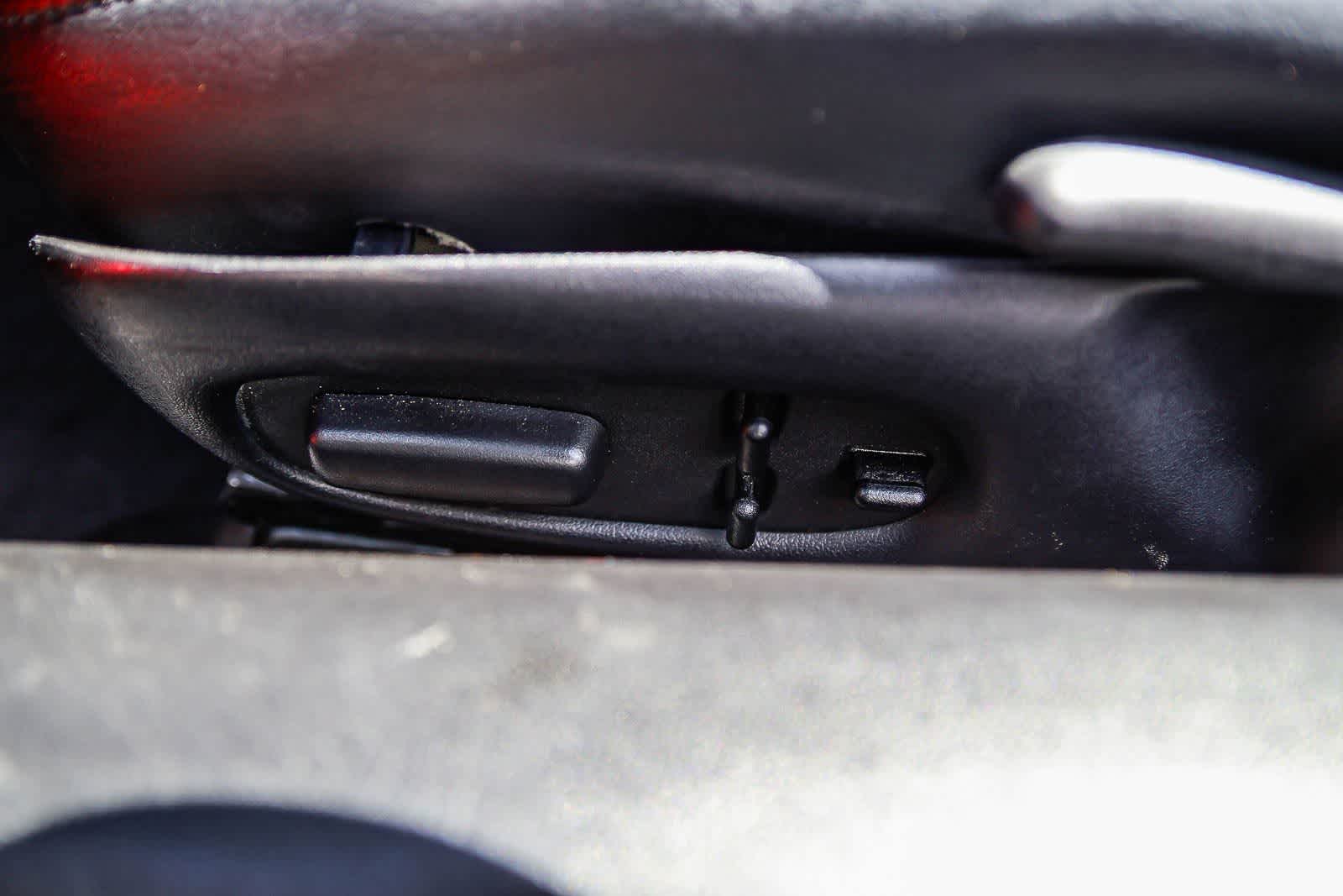 Thumbnail: 2004 Chevrolet Corvette - 19