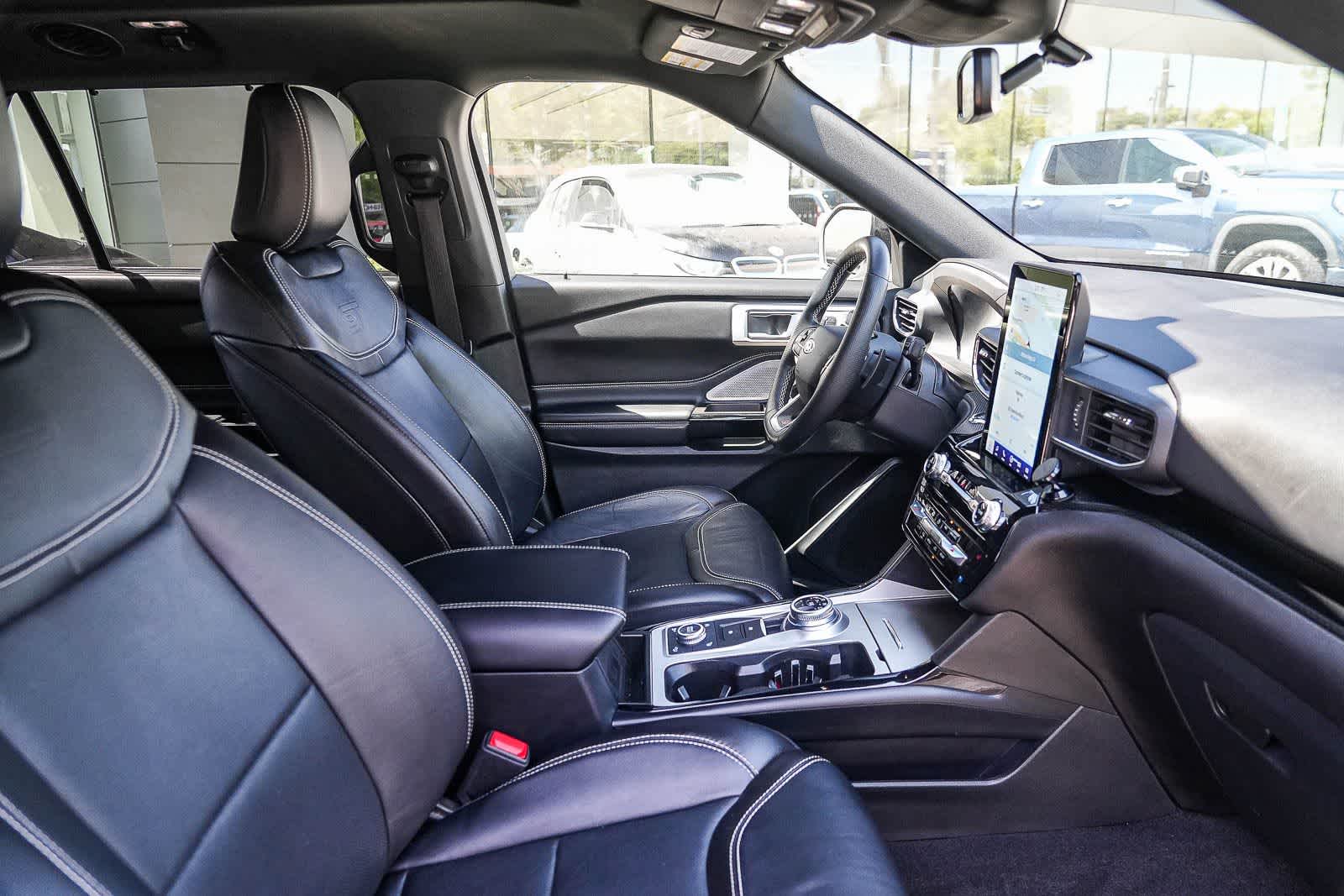 Thumbnail: 2021 Ford Explorer - 16