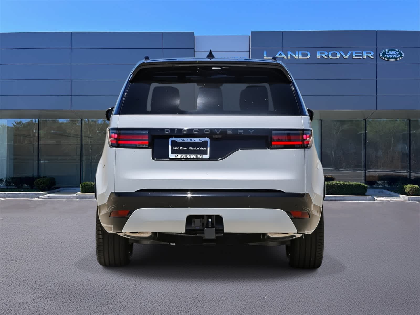 Thumbnail: 2025 Land Rover Discovery - 5