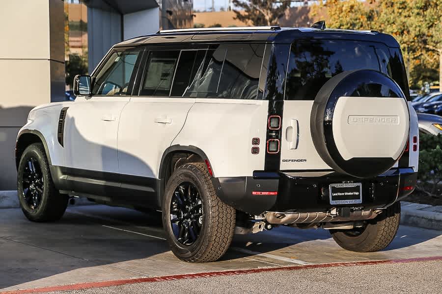 Thumbnail: 2026 Land Rover Defender - 8