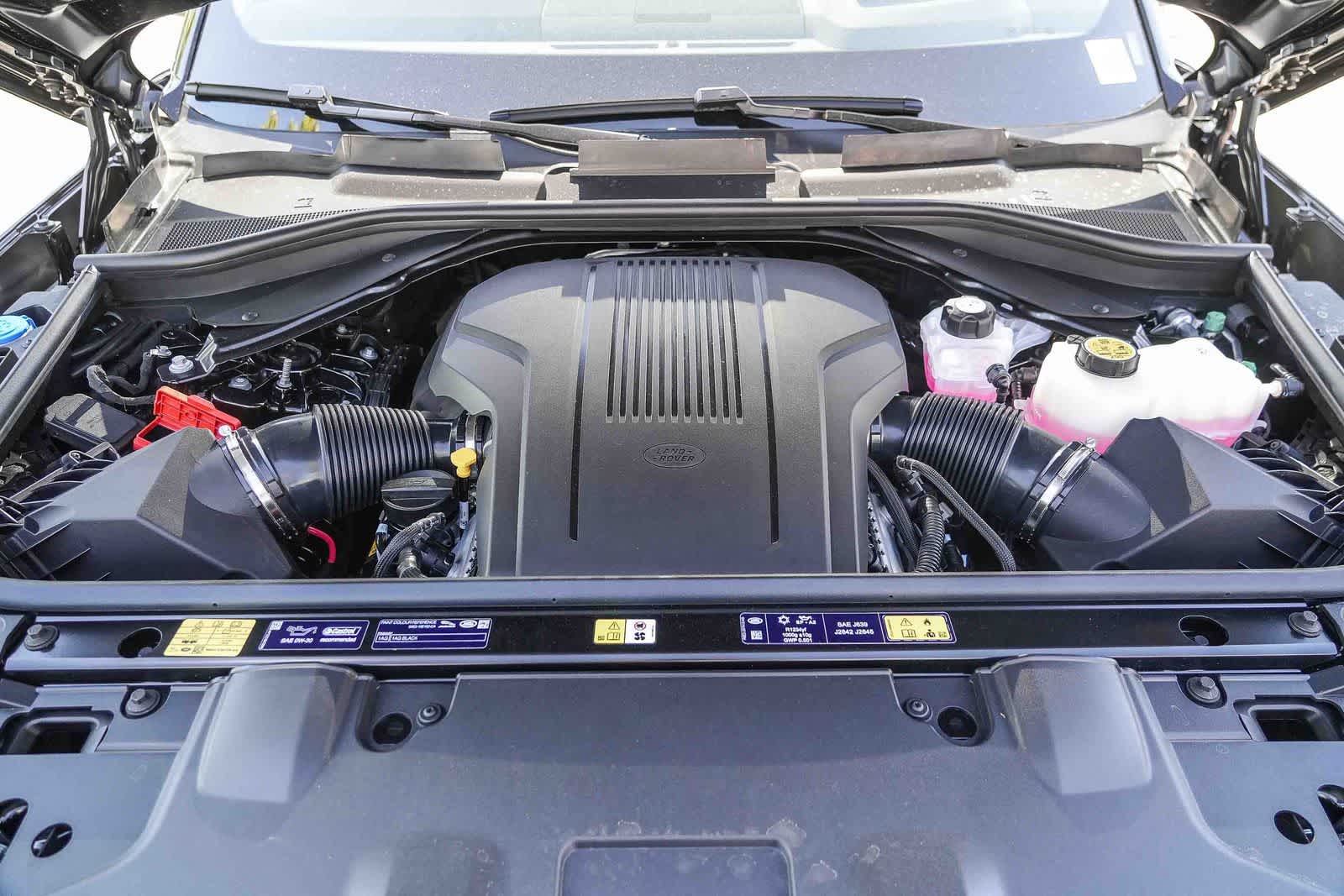Thumbnail: 2026 Land Rover Range Rover - 27
