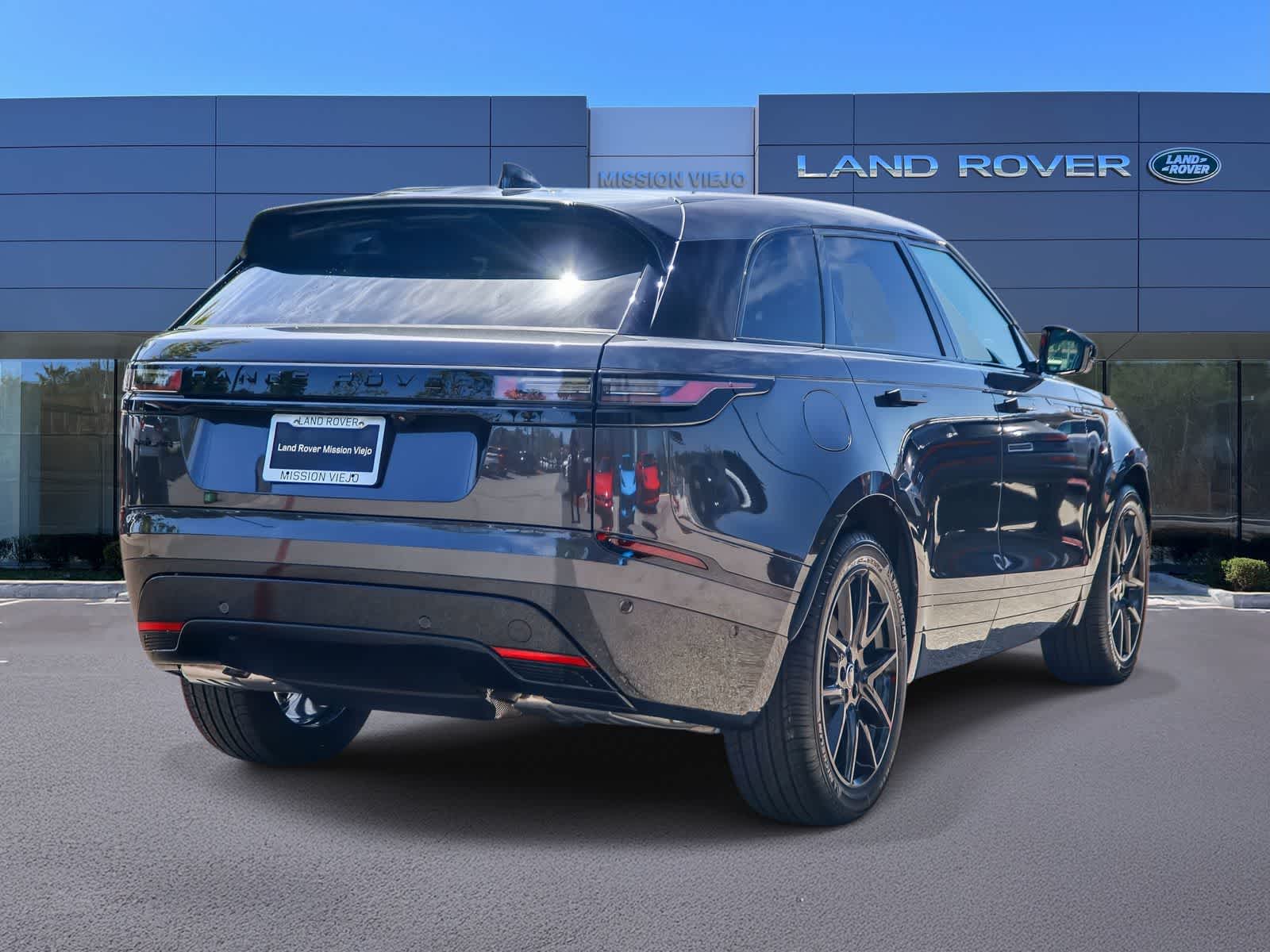 Thumbnail: 2026 Land Rover Range Rover Velar - 4