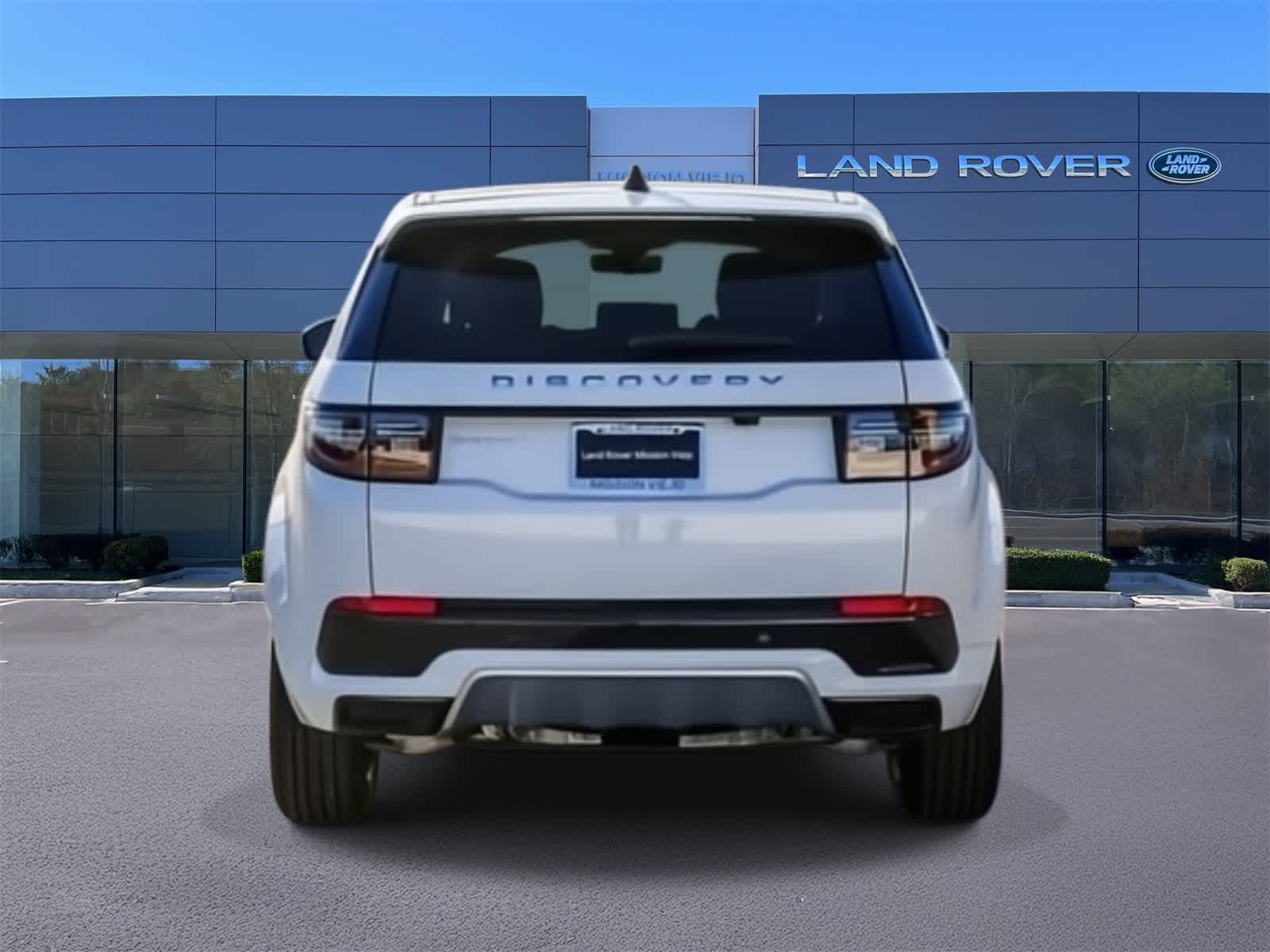 Thumbnail: 2024 Land Rover Discovery Sport - 5