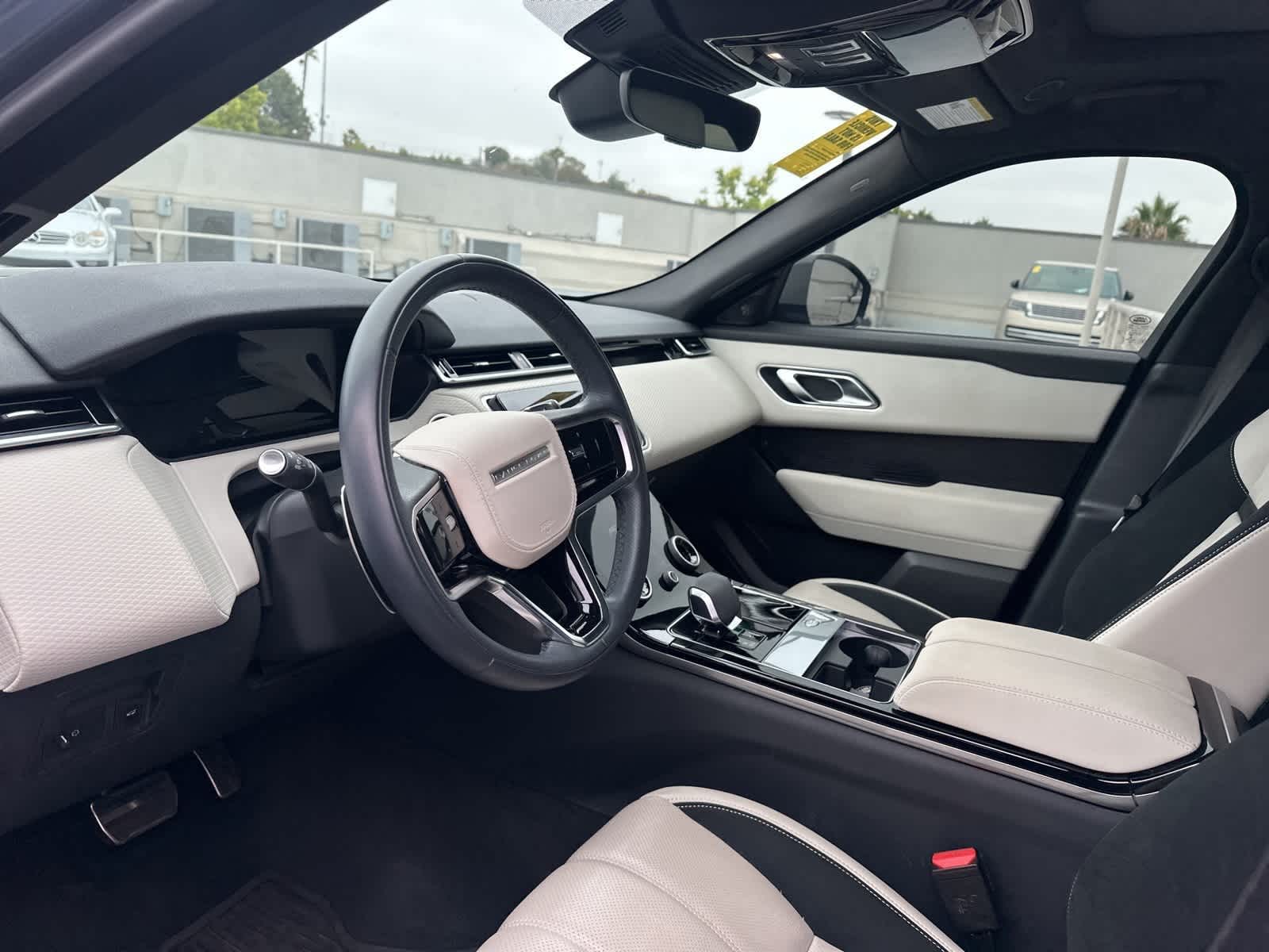Thumbnail: 2023 Land Rover Range Rover Velar - 5