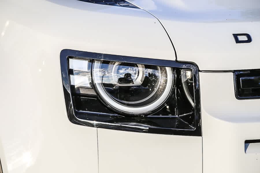 Thumbnail: 2026 Land Rover Defender - 4