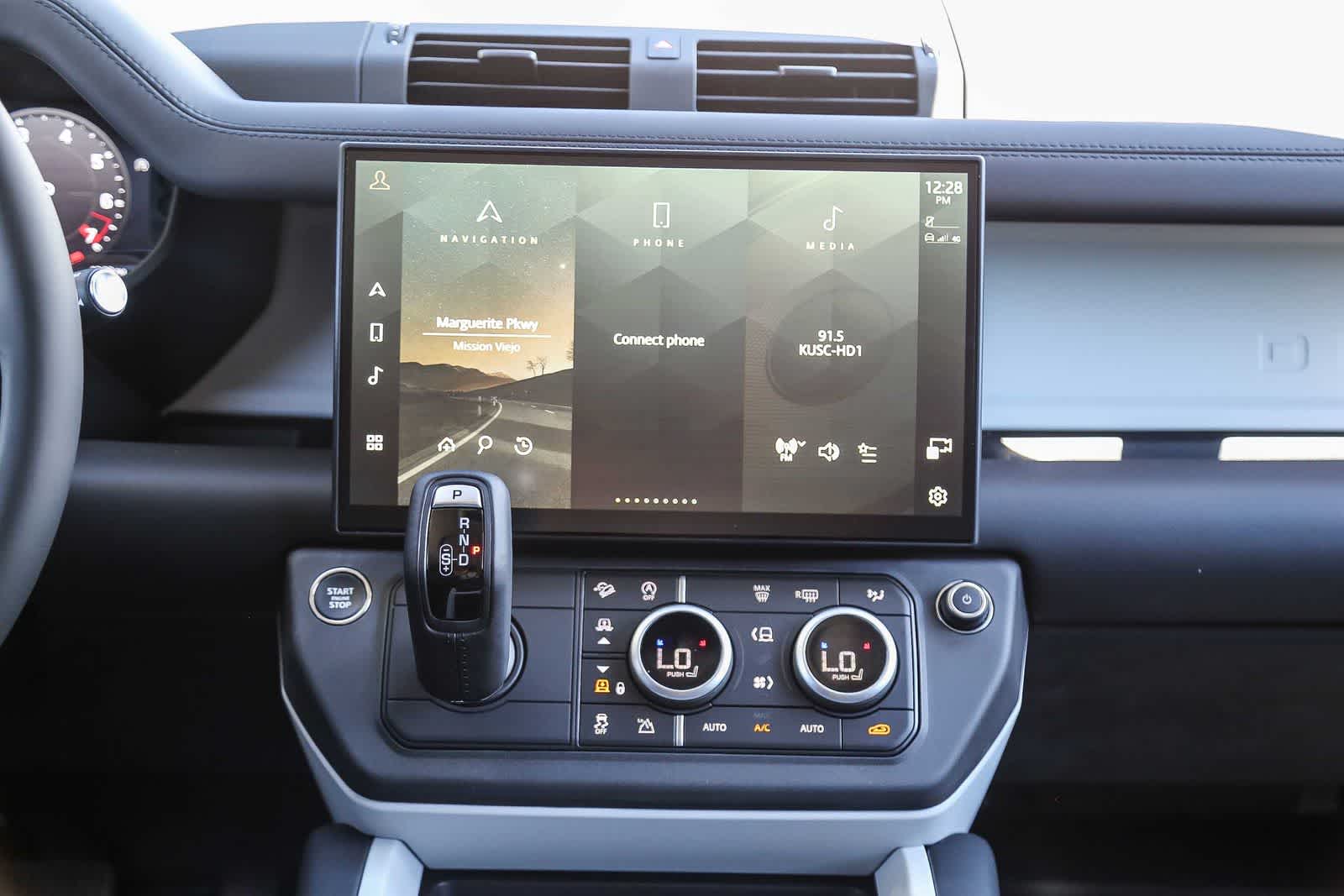 Thumbnail: 2026 Land Rover Defender - 13