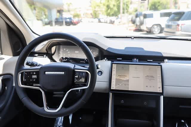 Thumbnail: 2024 Land Rover Discovery Sport - 12