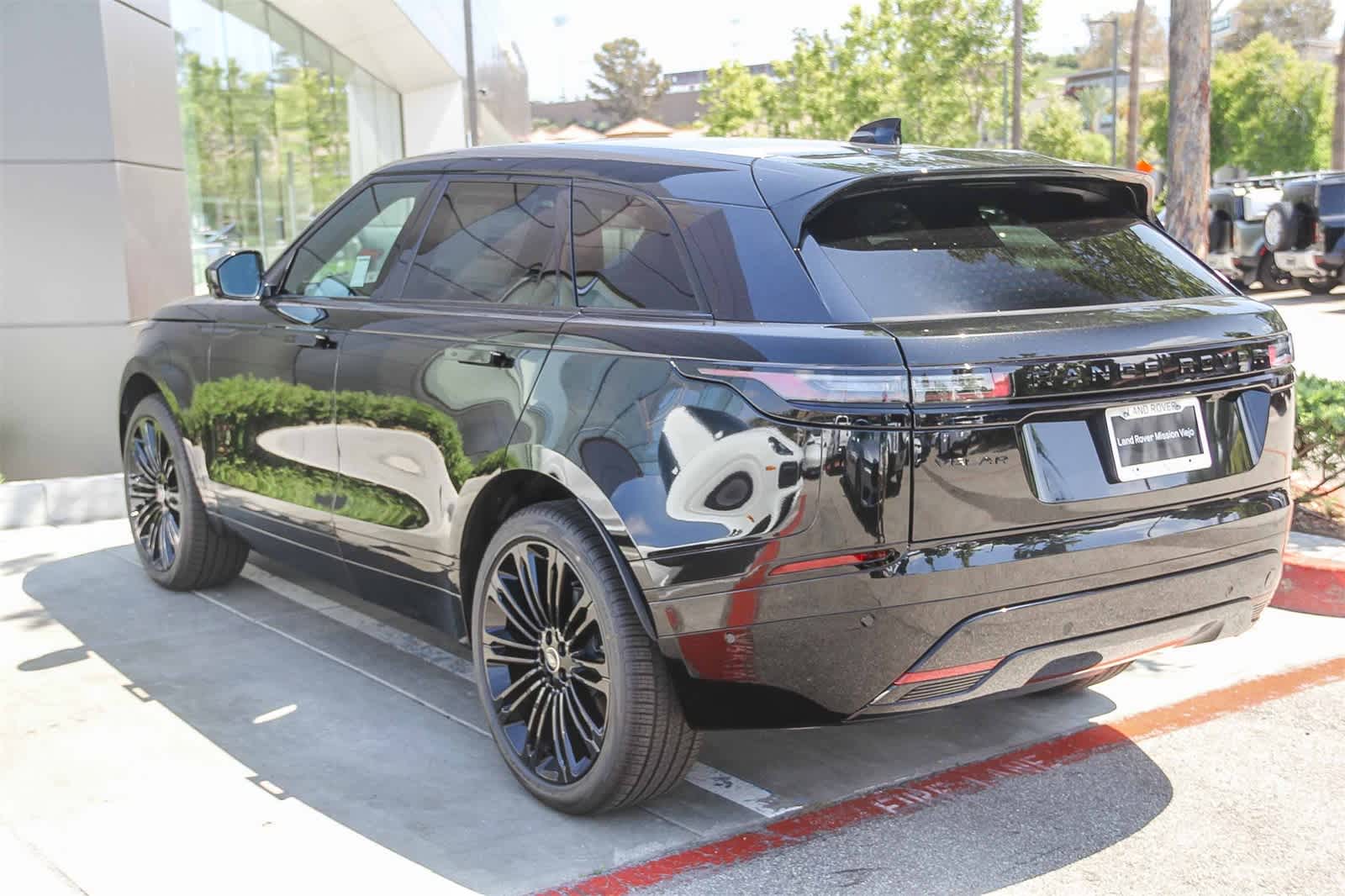 Thumbnail: 2026 Land Rover Range Rover Velar - 4