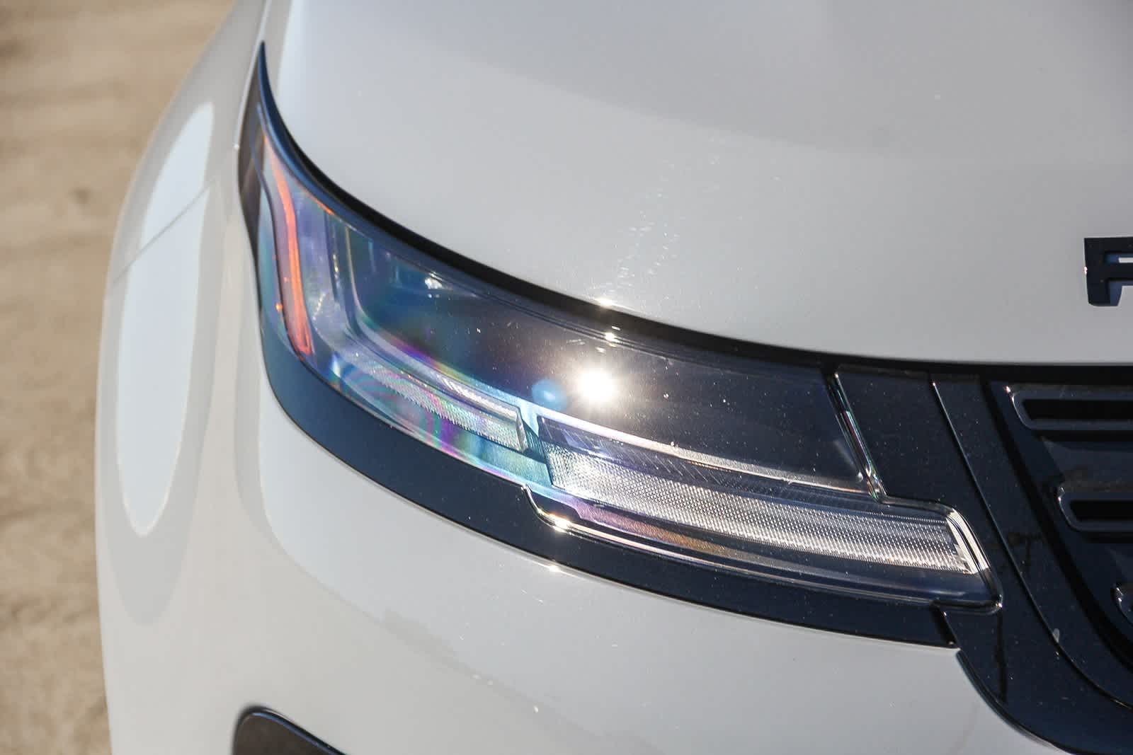 Thumbnail: 2026 Land Rover Range Rover Evoque - 10