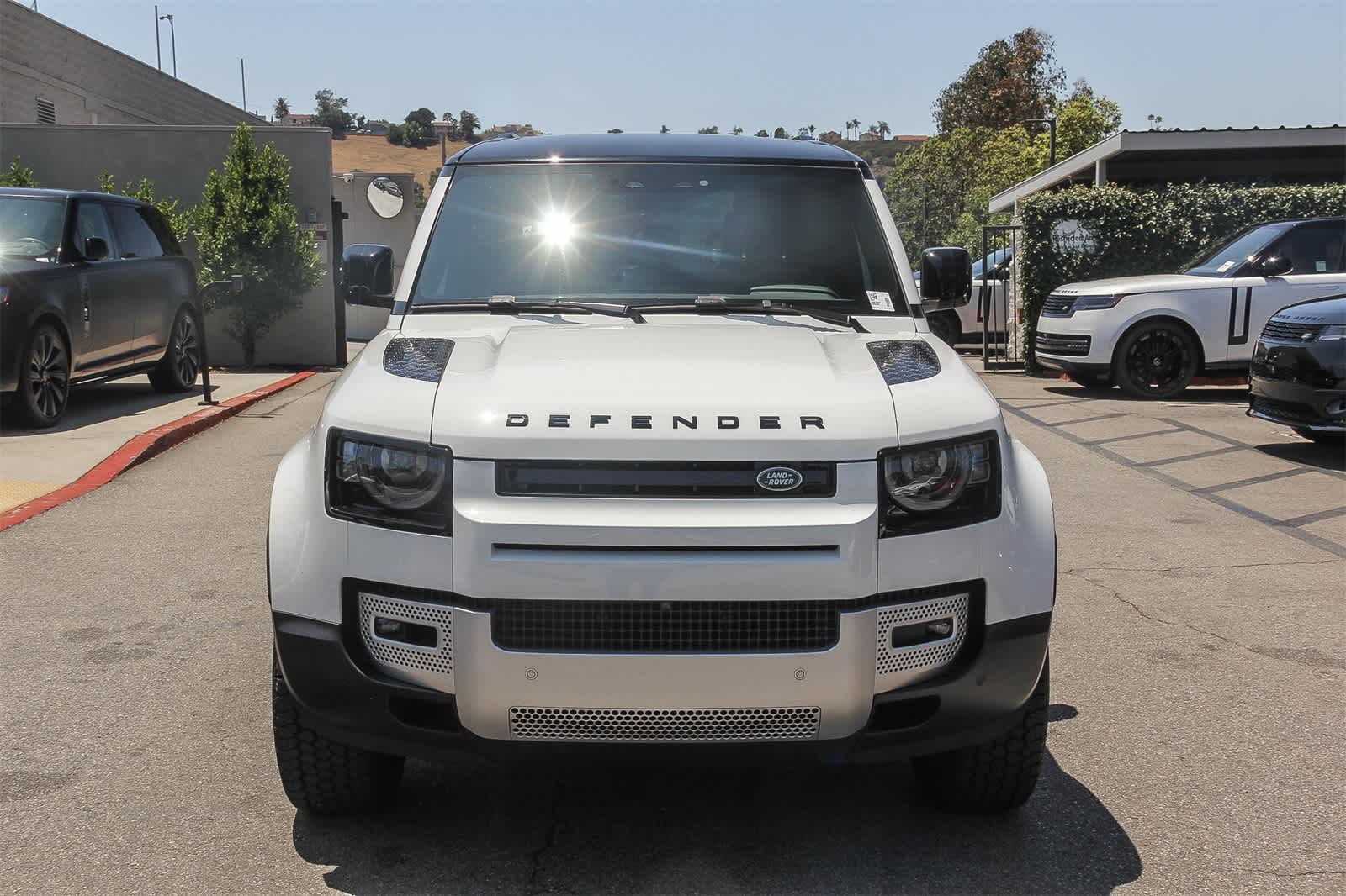 Thumbnail: 2024 Land Rover Defender - 2